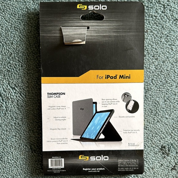 Solo Thompson slim case for iPad mini gen 4 cover new in box - Picture 2 of 3